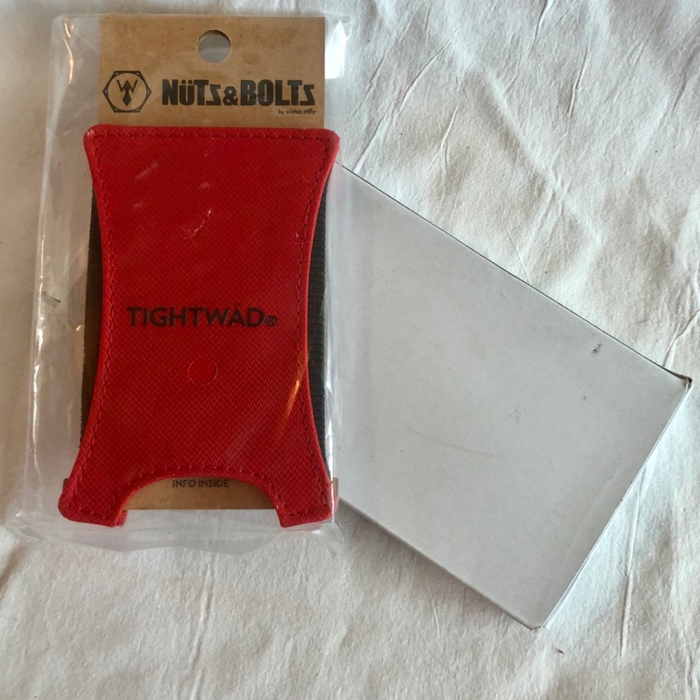 NUTZ & BOLTZ Tight Wad Men’s RFID Credit Card Wallet - Picture 3 of 6